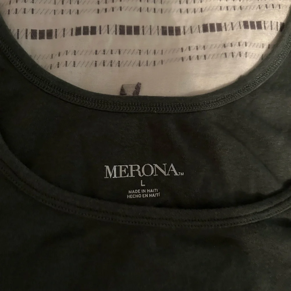 Merona Tank - Picture 2 of 2
